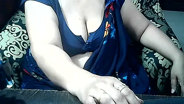 Punambhabisexy Adlı Modelin Canlı Sohbet Odası