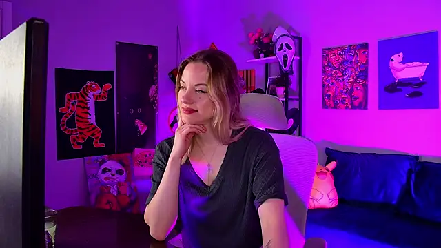 Živá chatovací místnost VireliaMoonfall