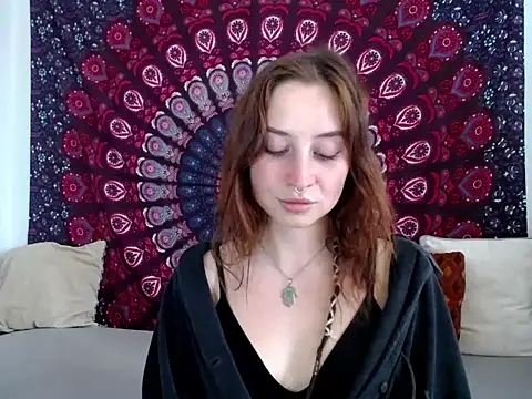 AdalynKiss élő chatszobája