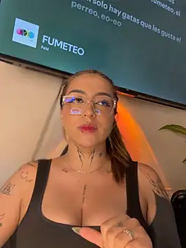 CarolQueen1_'s Live Chat Room