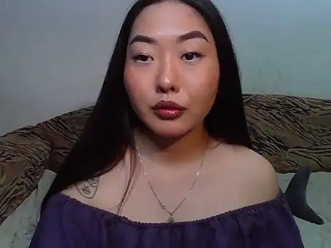 Aleksa_Blackdream Adlı Modelin Canlı Sohbet Odası