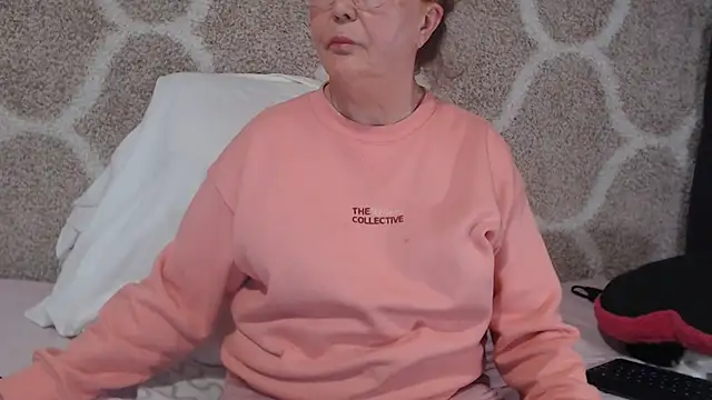 Chat soba uživo modela Hottie-Mom