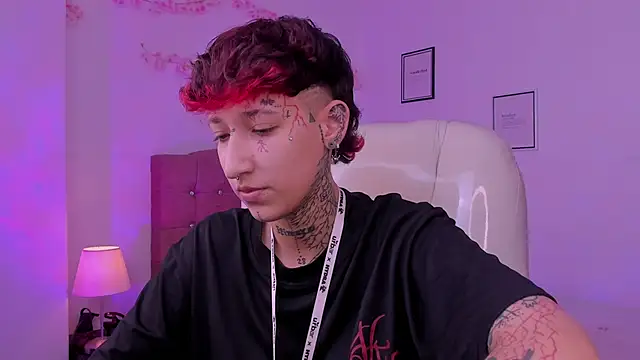 Živá chatovací místnost Luci_Rose