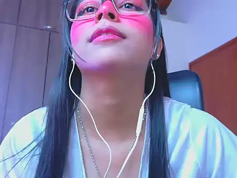 Phòng Chat Trực Tiếp _ALLYSON18_