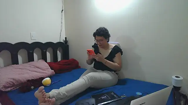 luxandracon23 live-chat rom