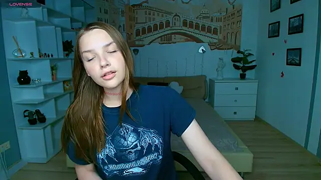 DariaAngels' Live Chat Room