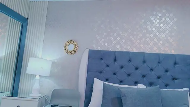 ZoeWilliis Adlı Modelin Canlı Sohbet Odası