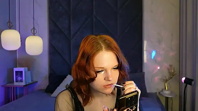 Goddess__Alice Adlı Modelin Canlı Sohbet Odası