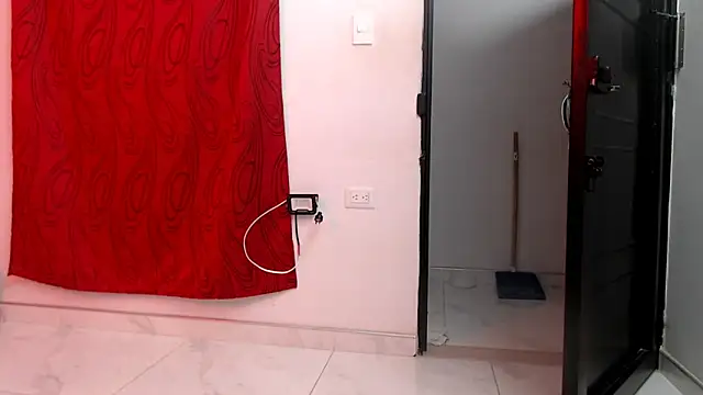 vanesablack18 Adlı Modelin Canlı Sohbet Odası