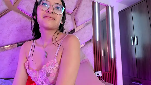 Živá chatovací místnost _paula_69