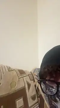 Hz1Trn Live chat-huone