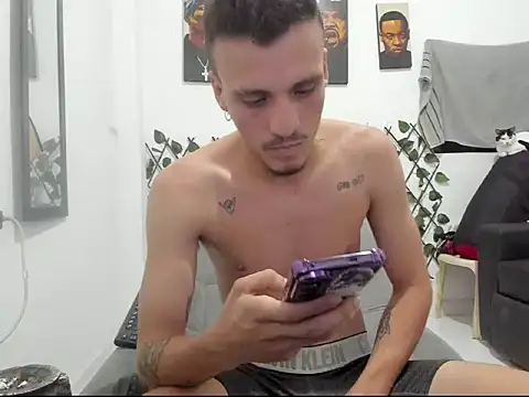 Latins_Boss – live chatrum