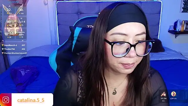 חדר צ'אט בשידור חי של Kata_Bigboobs