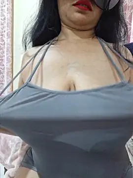 Jassi_Does Live Chatraum