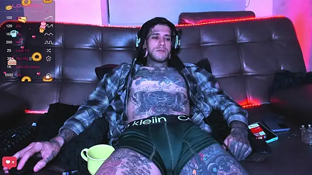 חדר צ'אט בשידור חי של jhonny__ackerman