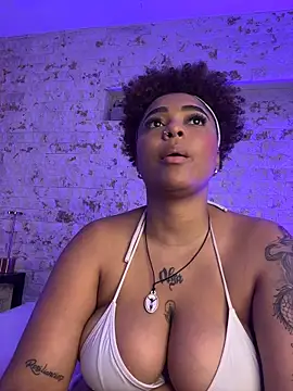 pamela_west – live chatrum