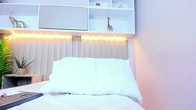 isabel_sofiaa – live chatrum