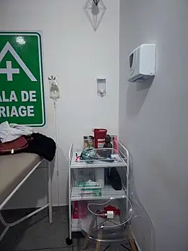 Sala de chat ao vivo de Nasty-Doctor