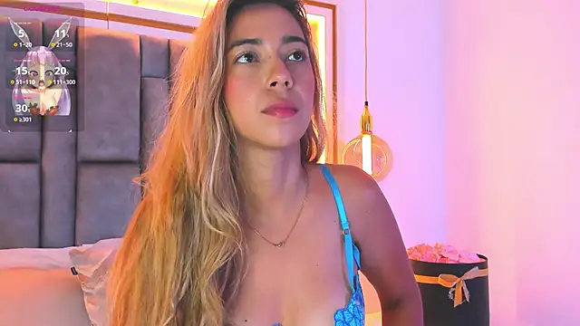 elianabrown Adlı Modelin Canlı Sohbet Odası
