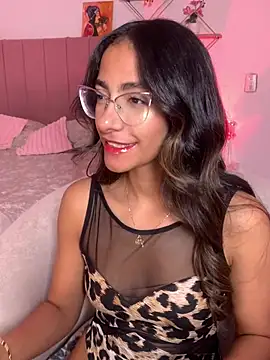 elegant__rouse's Live Chat Room