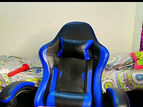 Živá chatovací místnost Karol_naughty