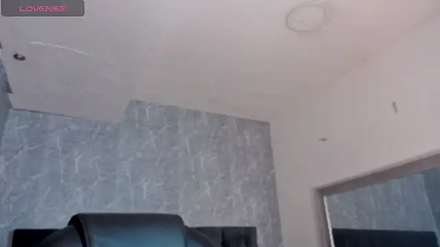 Chat ao vivo de Hilarin__