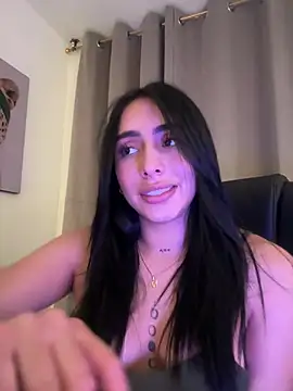 IsabellaNoir_ live-chat rom