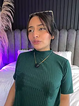 غرفة دردشة Nanda_vixen_ المباشرة