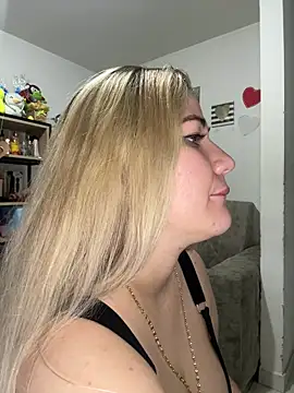 Celestedubois Adlı Modelin Canlı Sohbet Odası