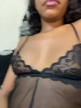 secxy-Petite's Live Chat Room
