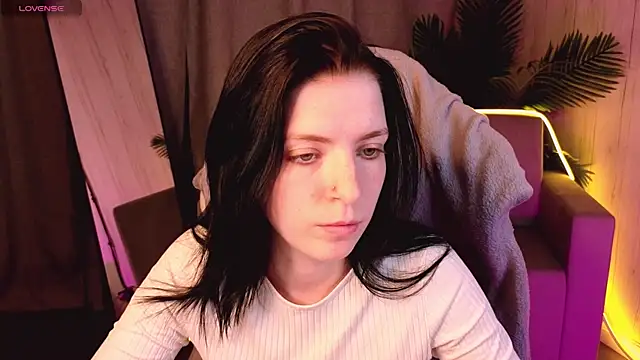 Živá chatovací místnost KatyWoodman