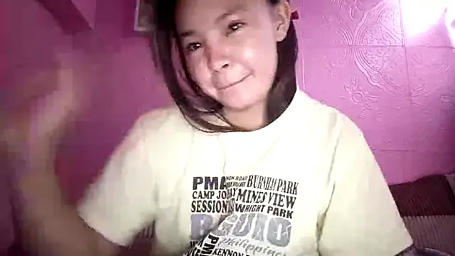 Alinacutie222 Cameră chat live