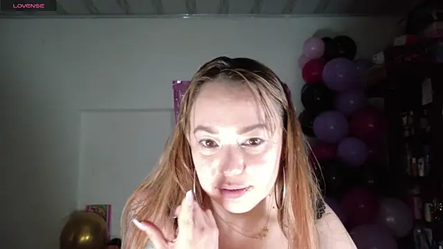 Tammy_Parker Adlı Modelin Canlı Sohbet Odası