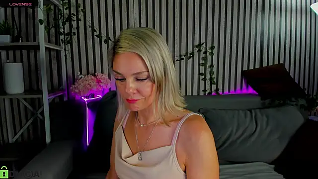 Betty_Brock Live Chatraum