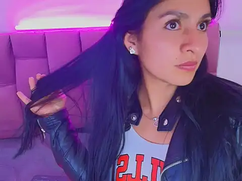 Chat ao vivo de Melannyy__