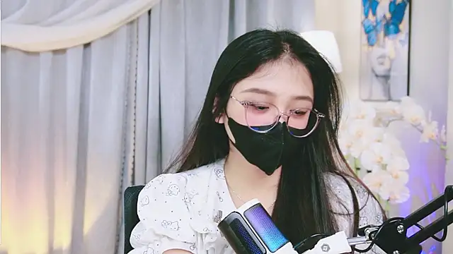 Chan_Chann Live Chatrum
