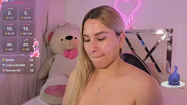 Chat soba uživo modela saaya_tay