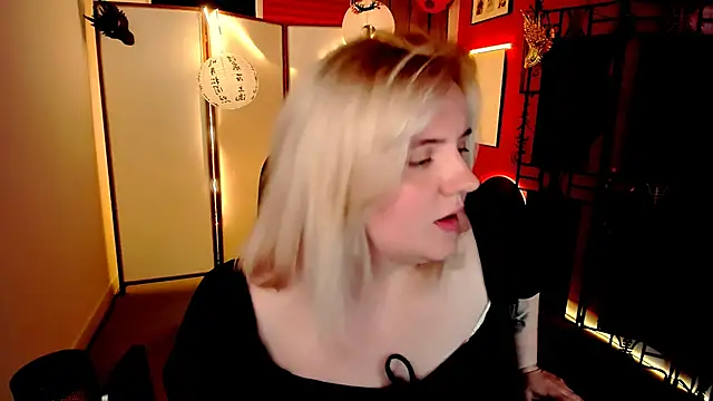 KathyBriggs Live Chatraum