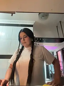 חדר צ'אט בשידור חי של Nina_Blaze