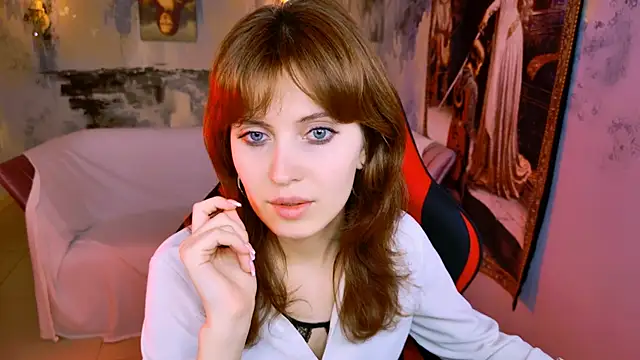LolaDominara Live Chatraum