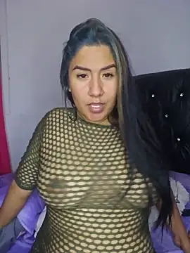 חדר צ'אט בשידור חי של Iam_Ambar