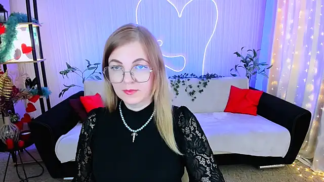 YourUniverser Adlı Modelin Canlı Sohbet Odası