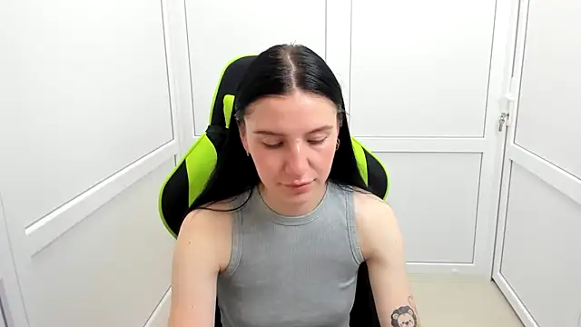 PatteMeoww Adlı Modelin Canlı Sohbet Odası
