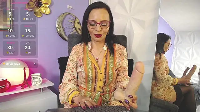 Miss_ellien live-chat rom