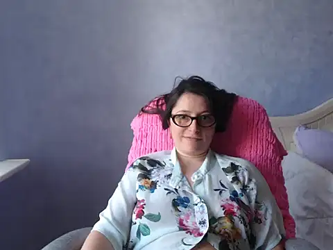 LuckyLisa23's Live Chat Room