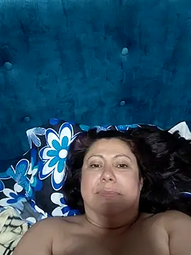 EmmaJhomson's Live Chat Room