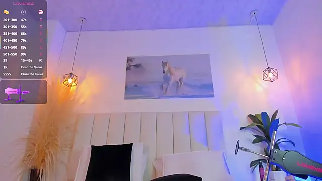 Pokój czatu na żywo – _Emily_Queen