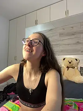 MartiniiSelenna live-chat rom