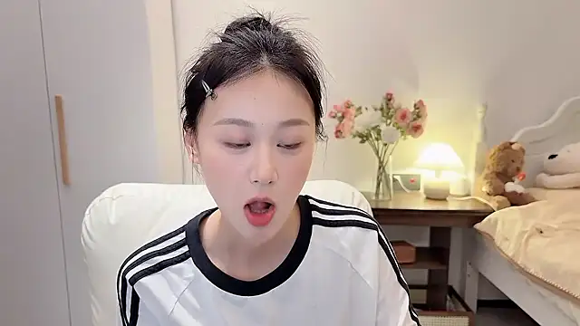 Chat soba uživo modela Hu-uzzzZ