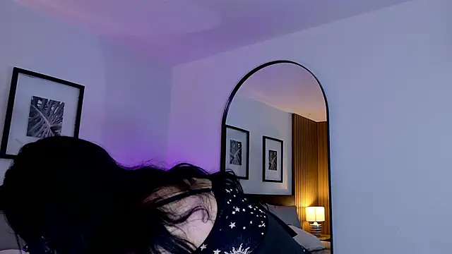 vi_anayaのライブチャットルーム